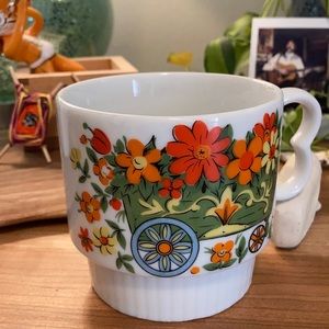 Vintage Japanese garden cart stacking mug EUC